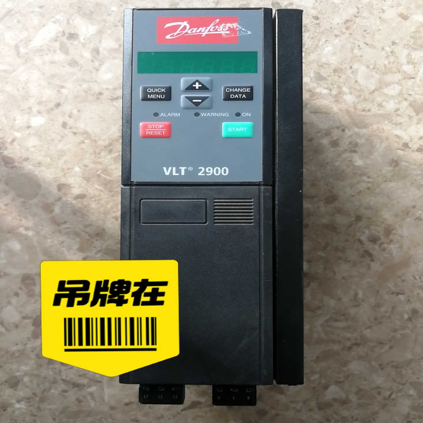 丹佛斯VLT2900变频器，功率：2.2KW，VLT2922询价