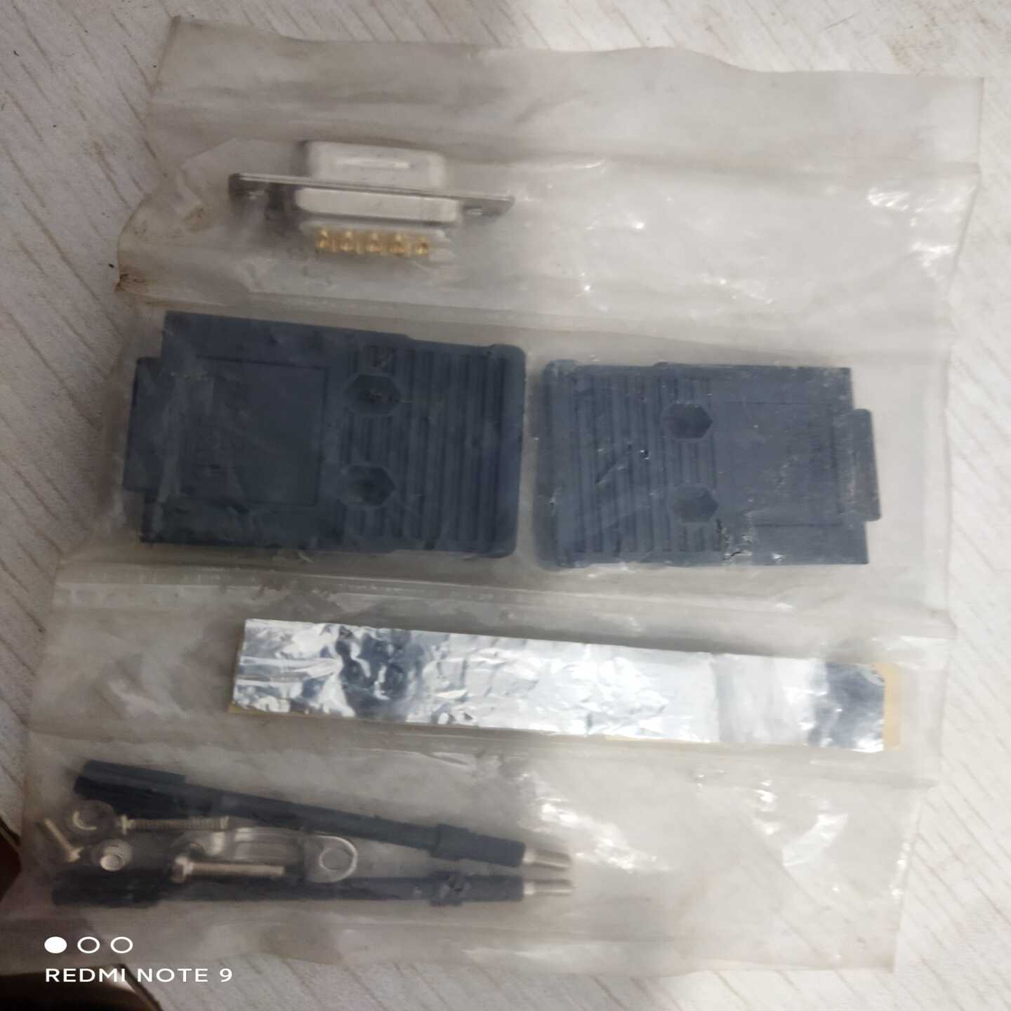 询价插头XM2S-09新的没用过的