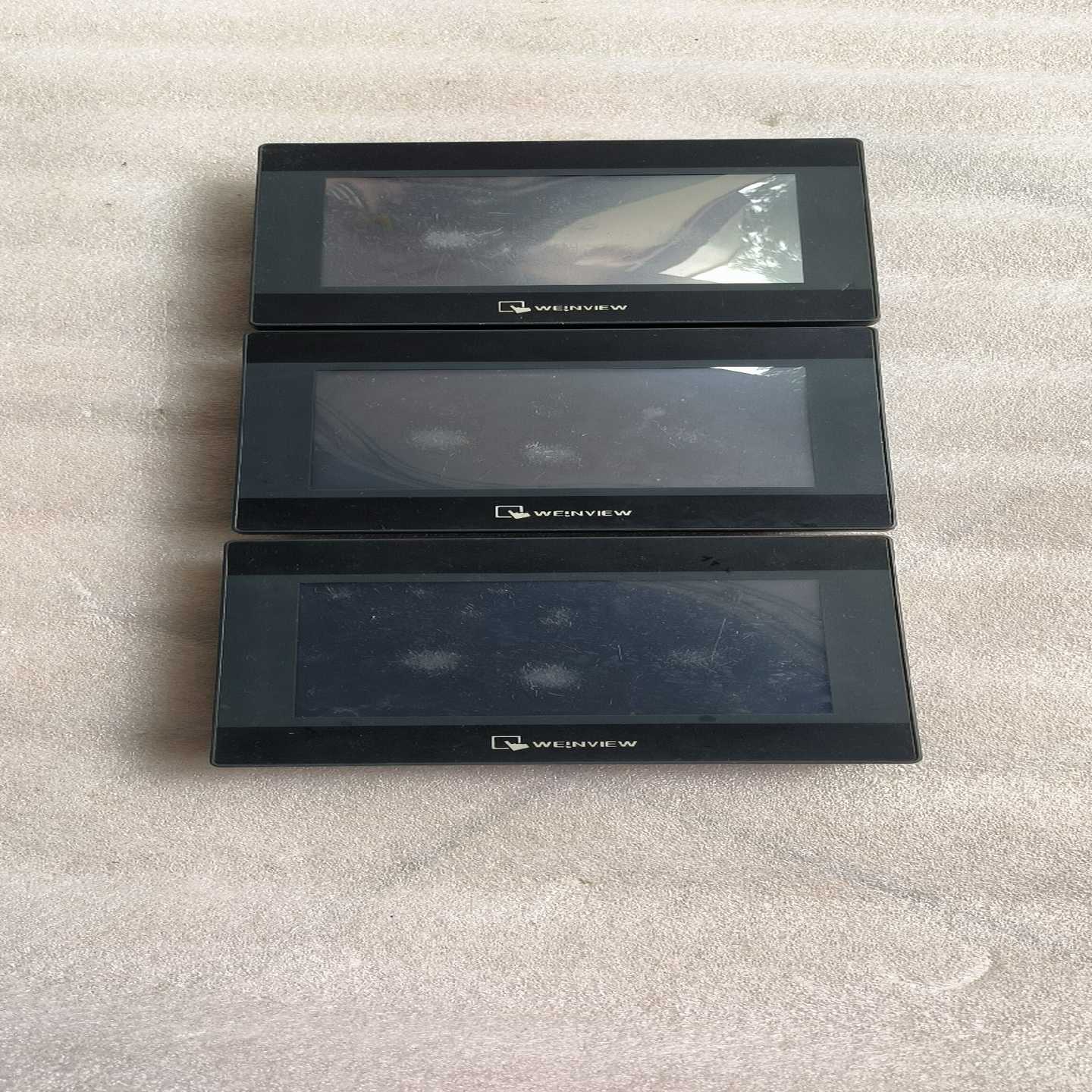 议价威纶触摸屏MT6070iH5WV实物图片，现货三个