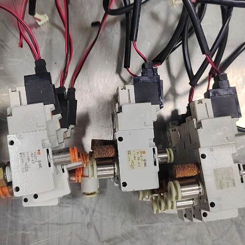 拆SMC电磁阀VQZ2125LC6X14VQZ212-议价
