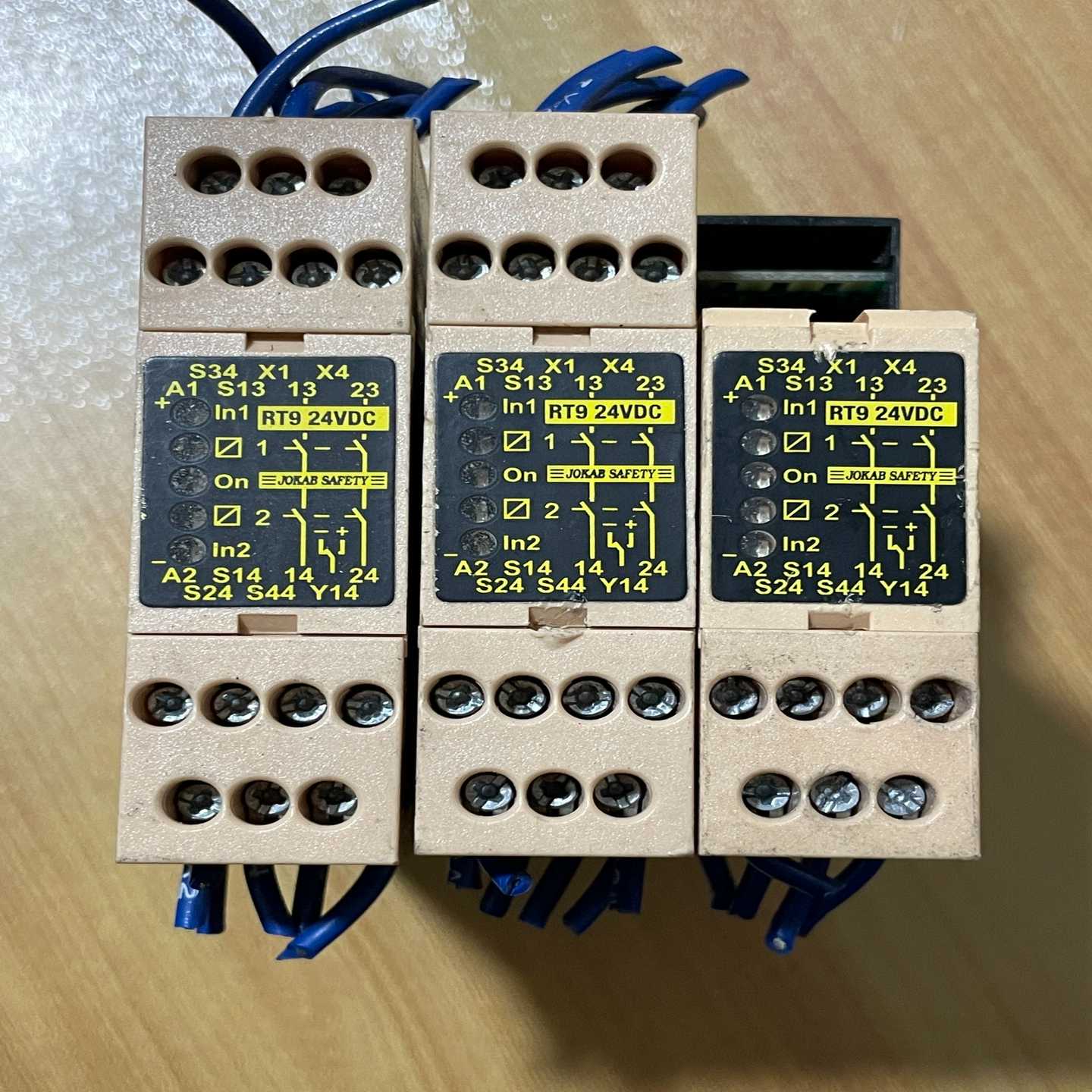 JOKAB SAFETY安全继电器RT9 ，[浩蓉商户]