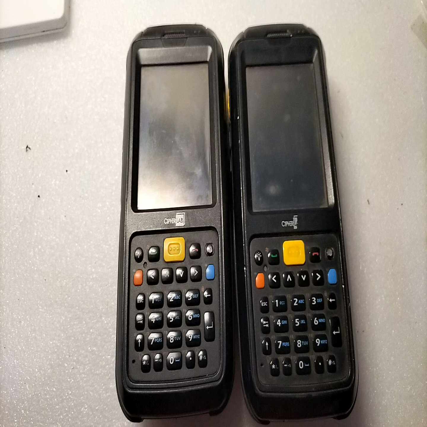 议价L欣技60数据采集器，没电了没有