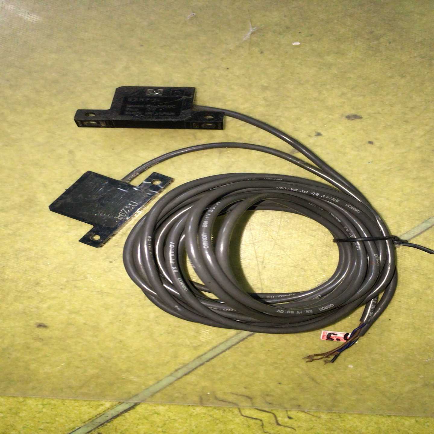 进口欧姆龙对射式光电开关，传感器，E3HF-1DE2和E3H-询价客服