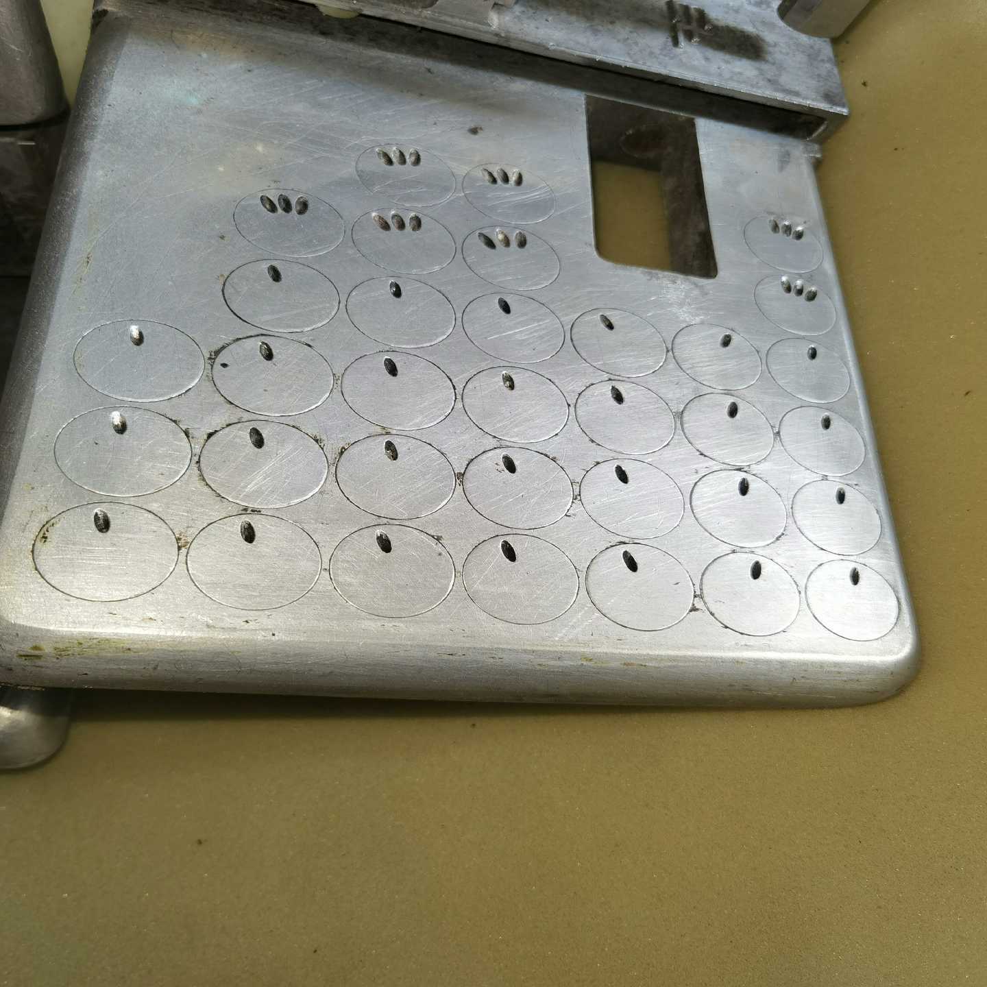 SGMAS-A5A2A21  SGMAS-01A2A21~询价