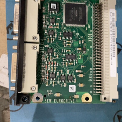 SEW通讯模块DEH11B全新带包装链接实物图-议价