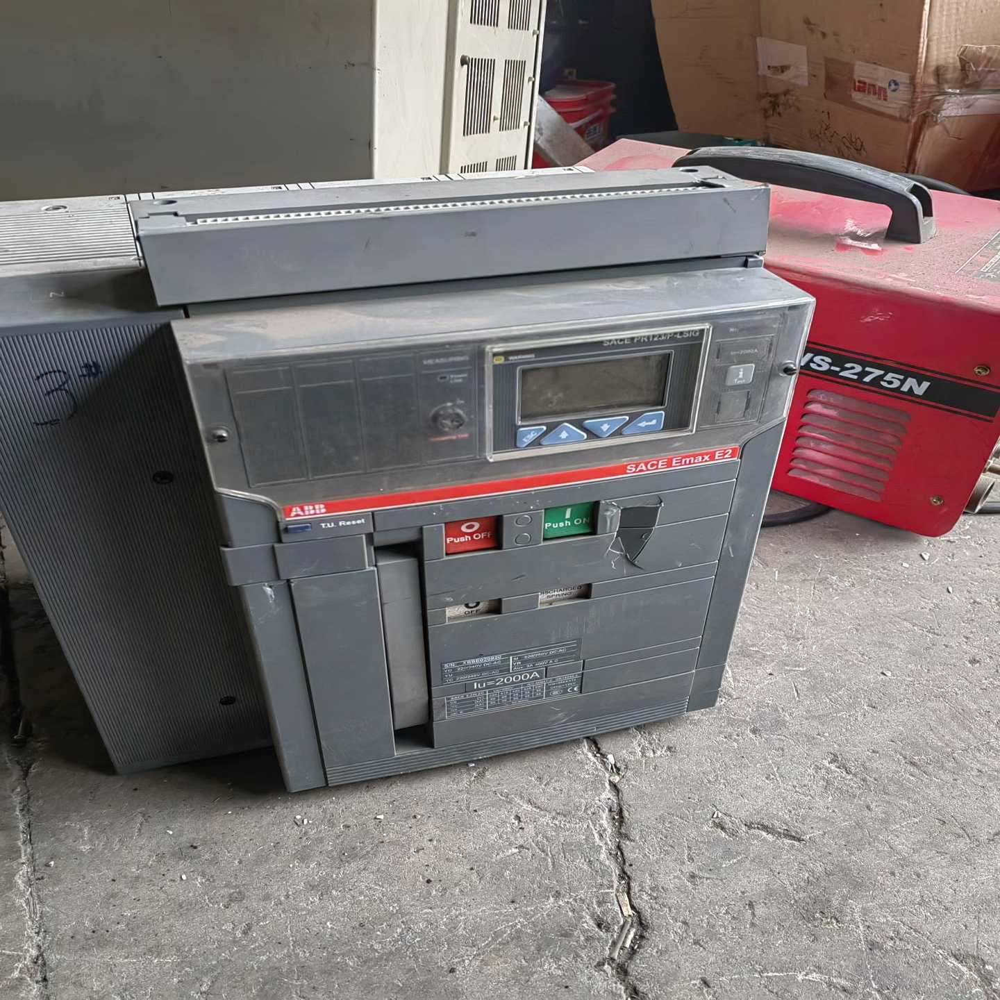 询价ABBSACEEmax框架断路器，型号E2N2000