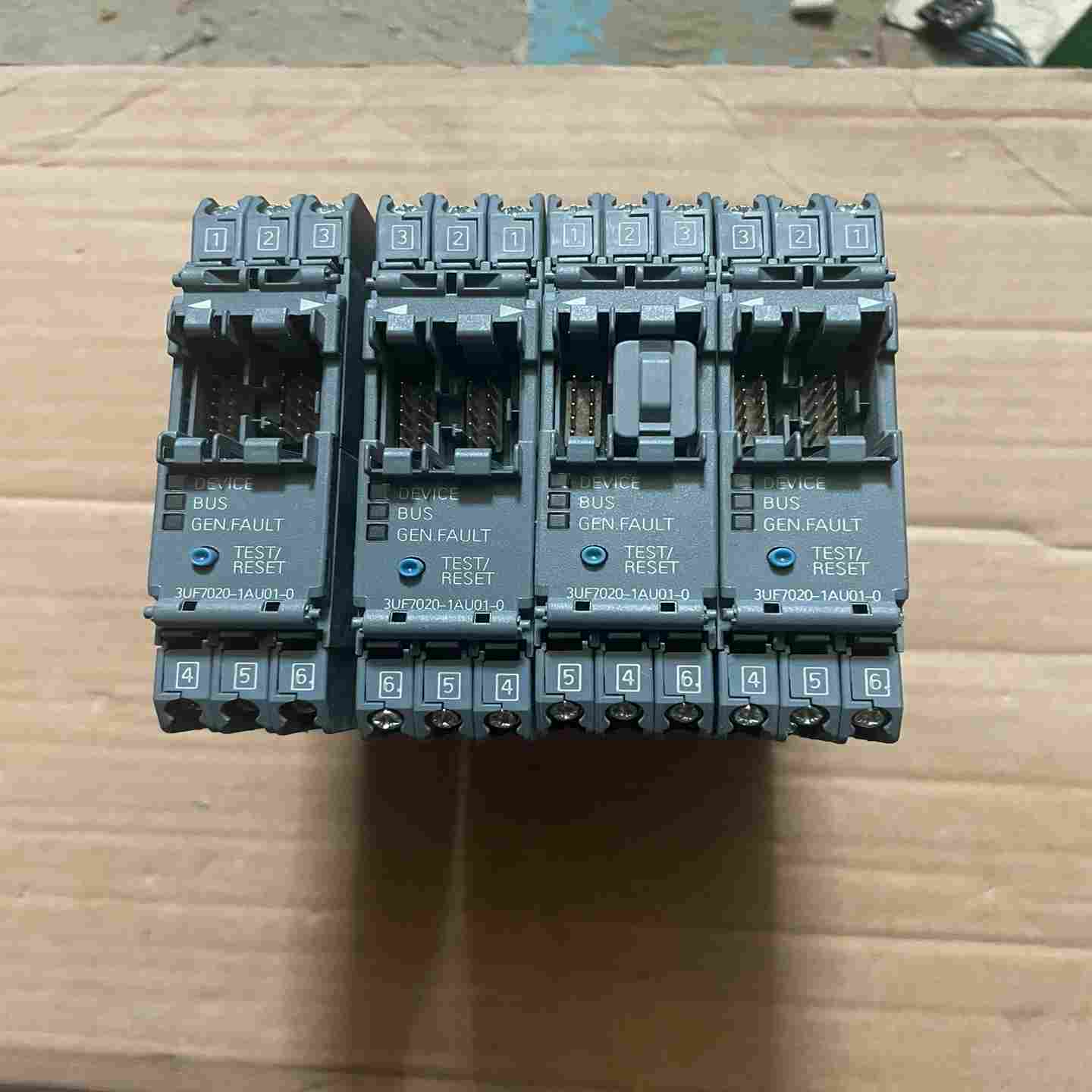 3UF7020-1AU01-0实物图询价