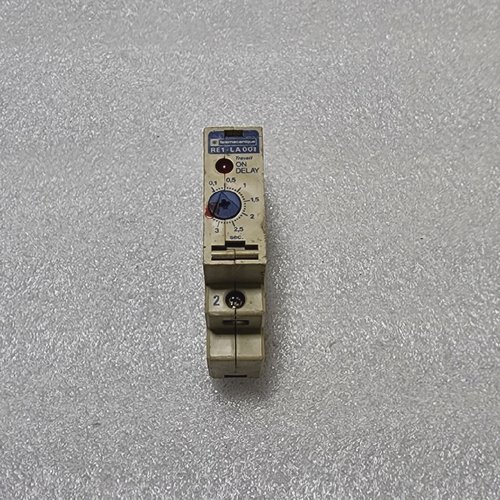 TELEMECANIQUE RE1LA00A ON DELAY TIMER