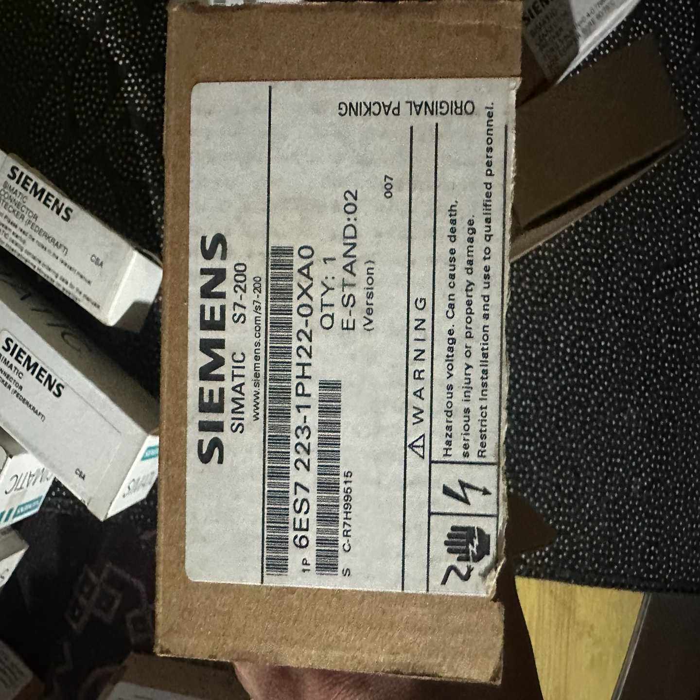 西门子SIMATICS7-200模块6ES7223-1--议价商品