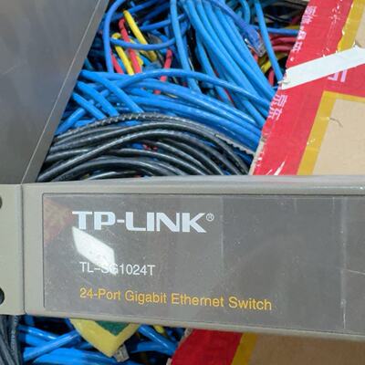 【询价】TL-SG1024T。 全千兆24口交换机，