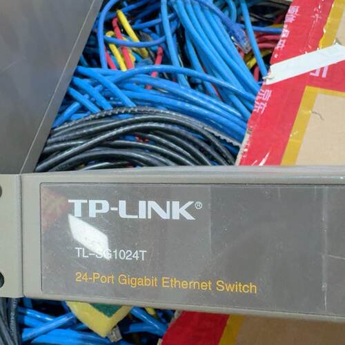 【询价】TL-SG1024T。 全千兆24口交换机，