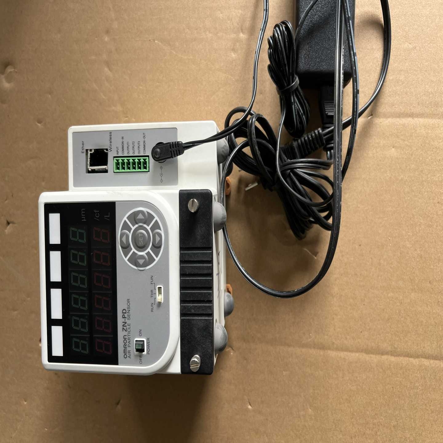 欧姆龙ZN-PD03-S空气微粒传感器几乎全新功能完好，-询价客服