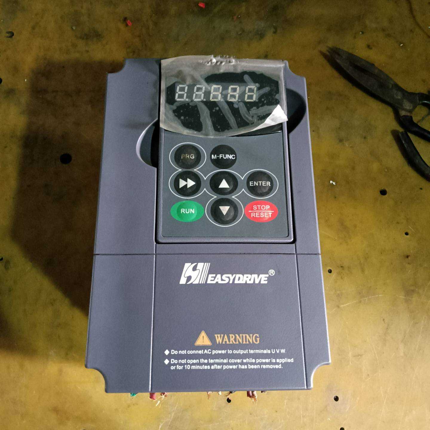 易驱变频器M200-4T0022VER1M0011C3【询价】