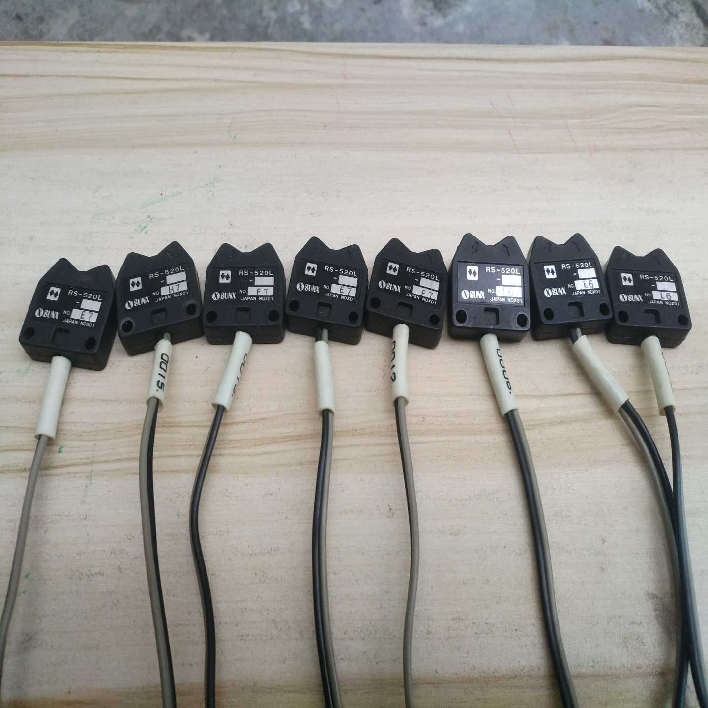 议价日本原装SUNX神视传感器RS-520L光电开关现货r/维修