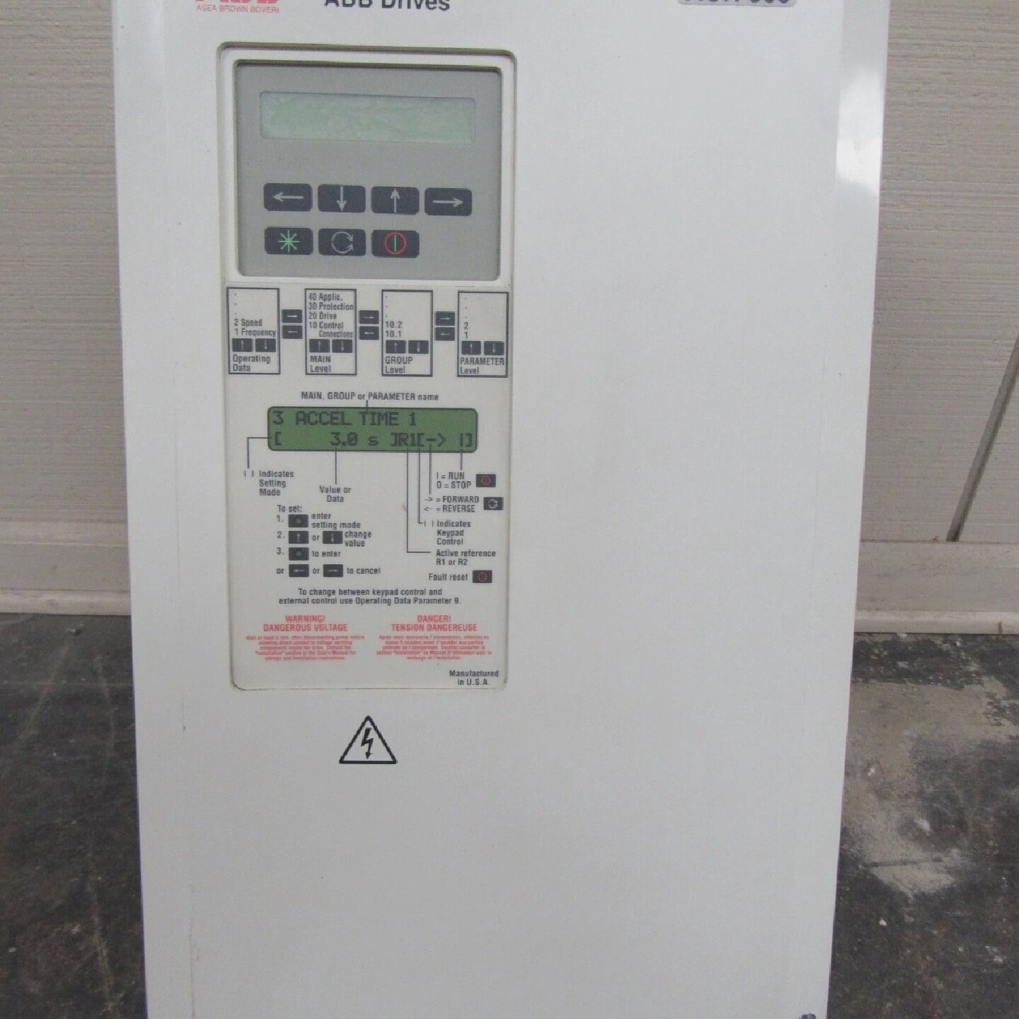 ABBACH5010254N0P2可变频率驱动500VAC25HP34AMPXLNT二手