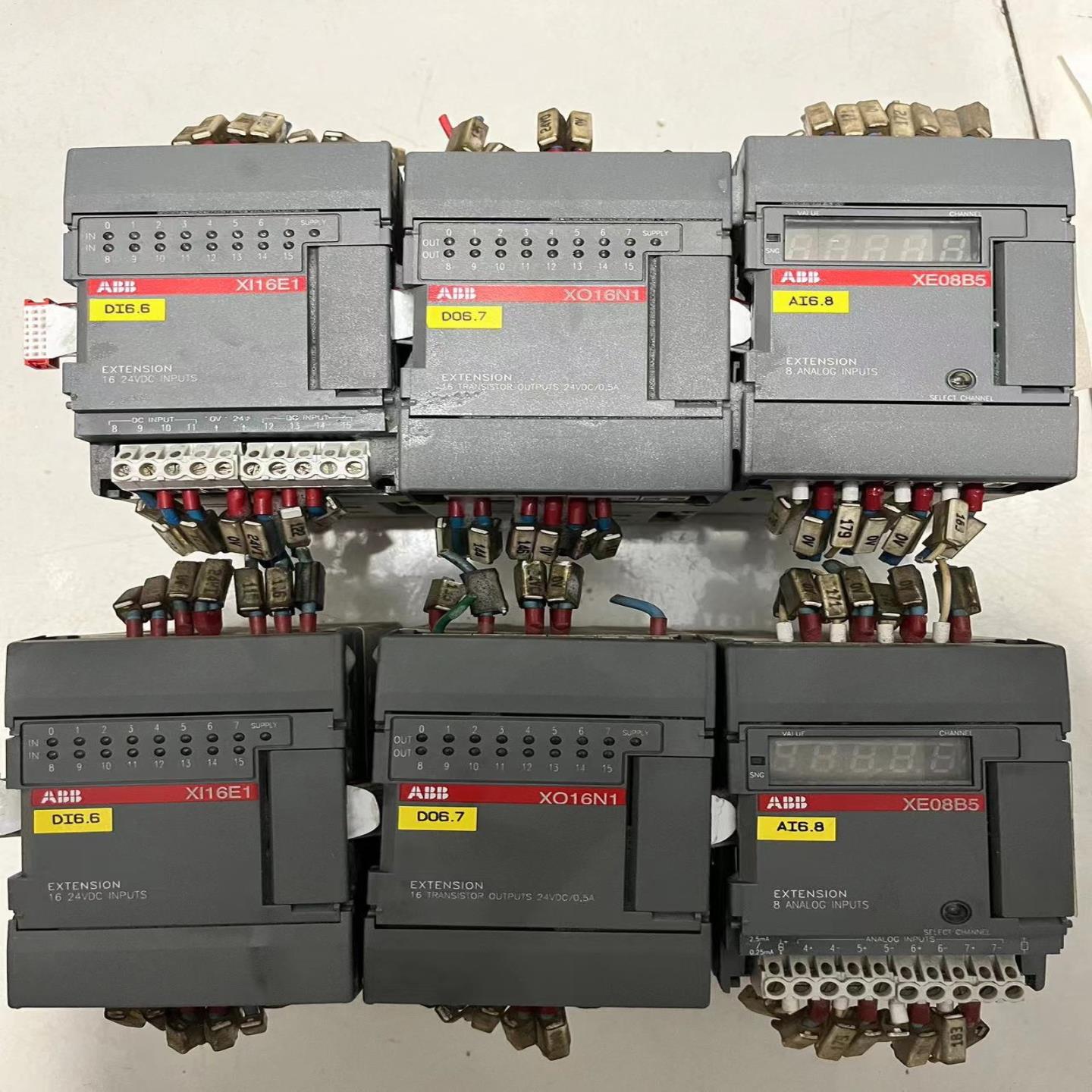 ABB模块XI16E1、XO16N1、XE08B5，共两组，~询价