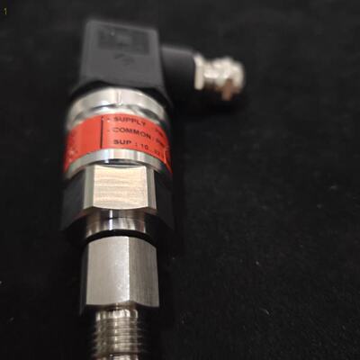 询价丹佛斯压力感测器MBS3100060G1463请