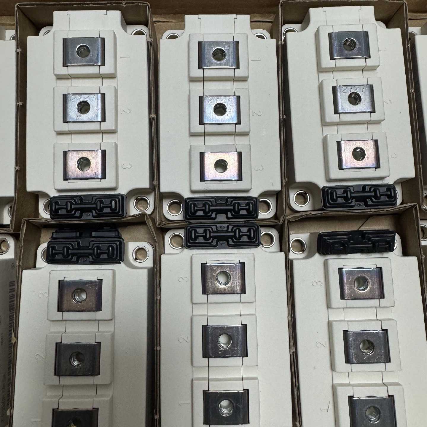 FF200R12KS4 IGBT高频功率模块 200（佳毅工控）