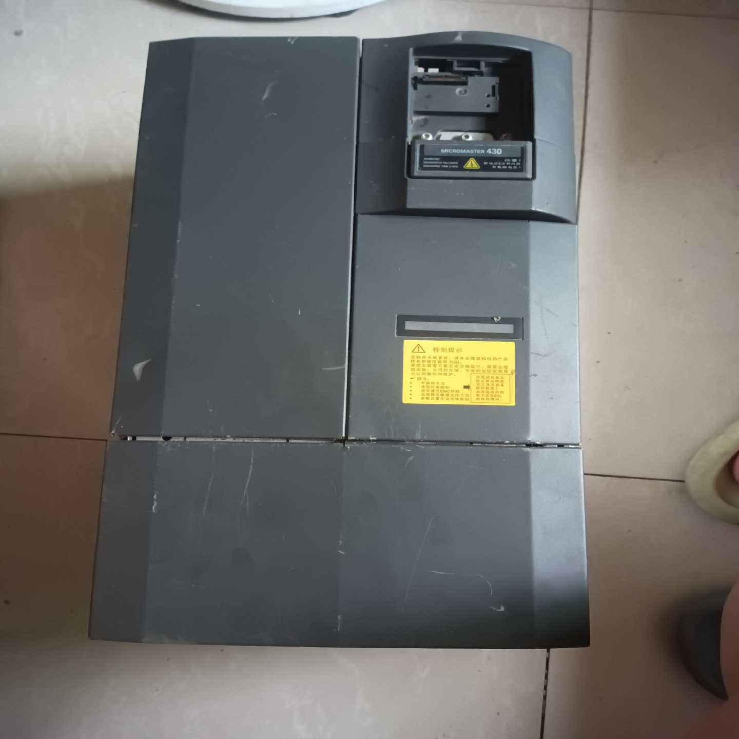 6ES6430-2UD33-0DB0变频器一台，图片为询价