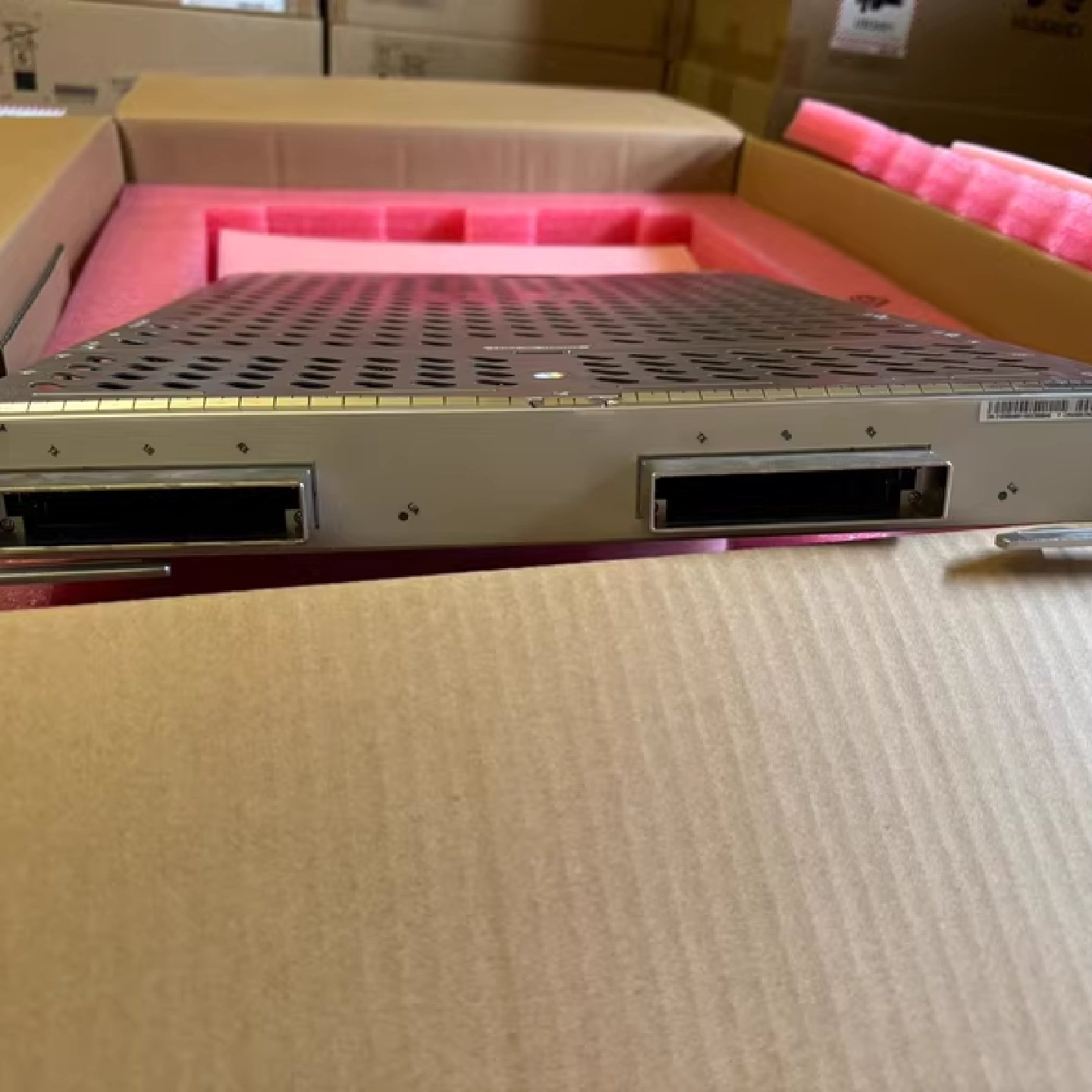 议价03054691 CR57E2NCB22 CR5D00E2NC70 LPUI-240 2x100GBase