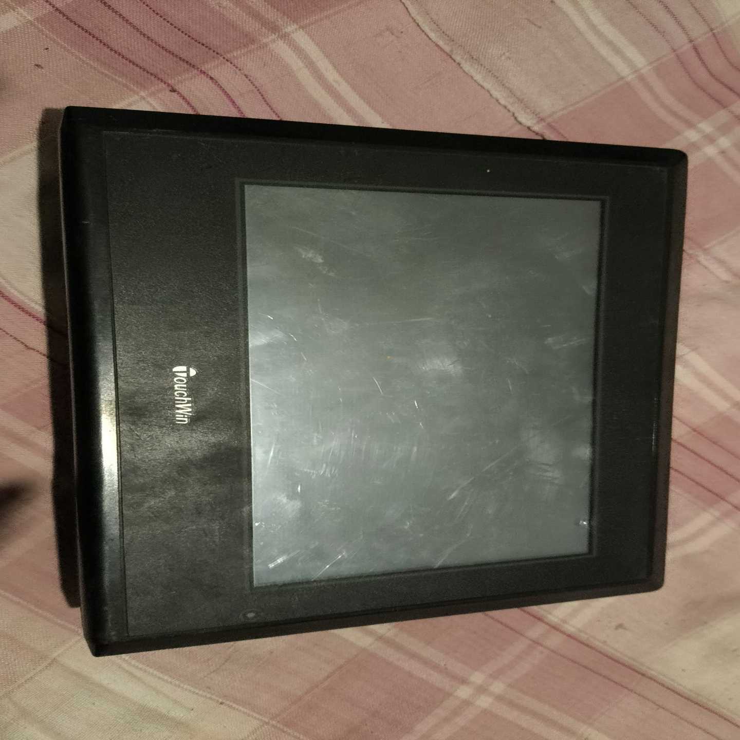 信捷TouchWin触摸屏TH765-N，实物图片看到的就--议价商品