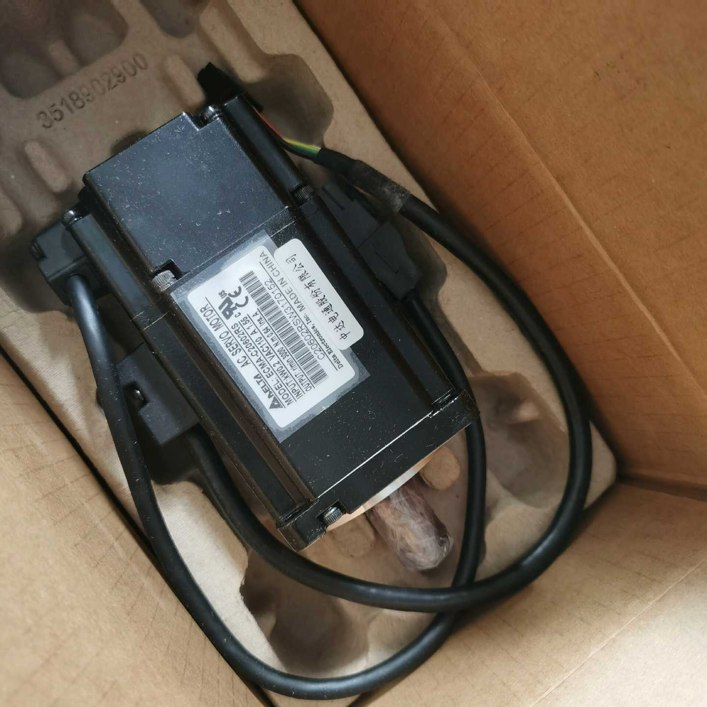 全新原装台达伺服电机马达ECMA-C20602RS带刹车，运--议价商品