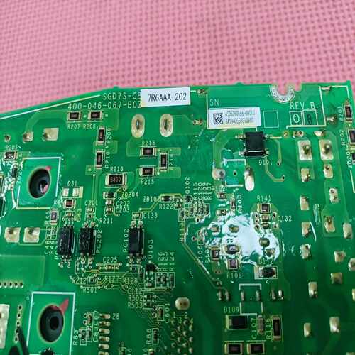 安川驱动器底板SGD7S-CB7R6AAA-002/202功（零零电子）
