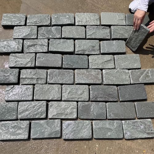 马蹄石滚石铺路石小方块仿古自然面弹石天然石材花岗岩大理石