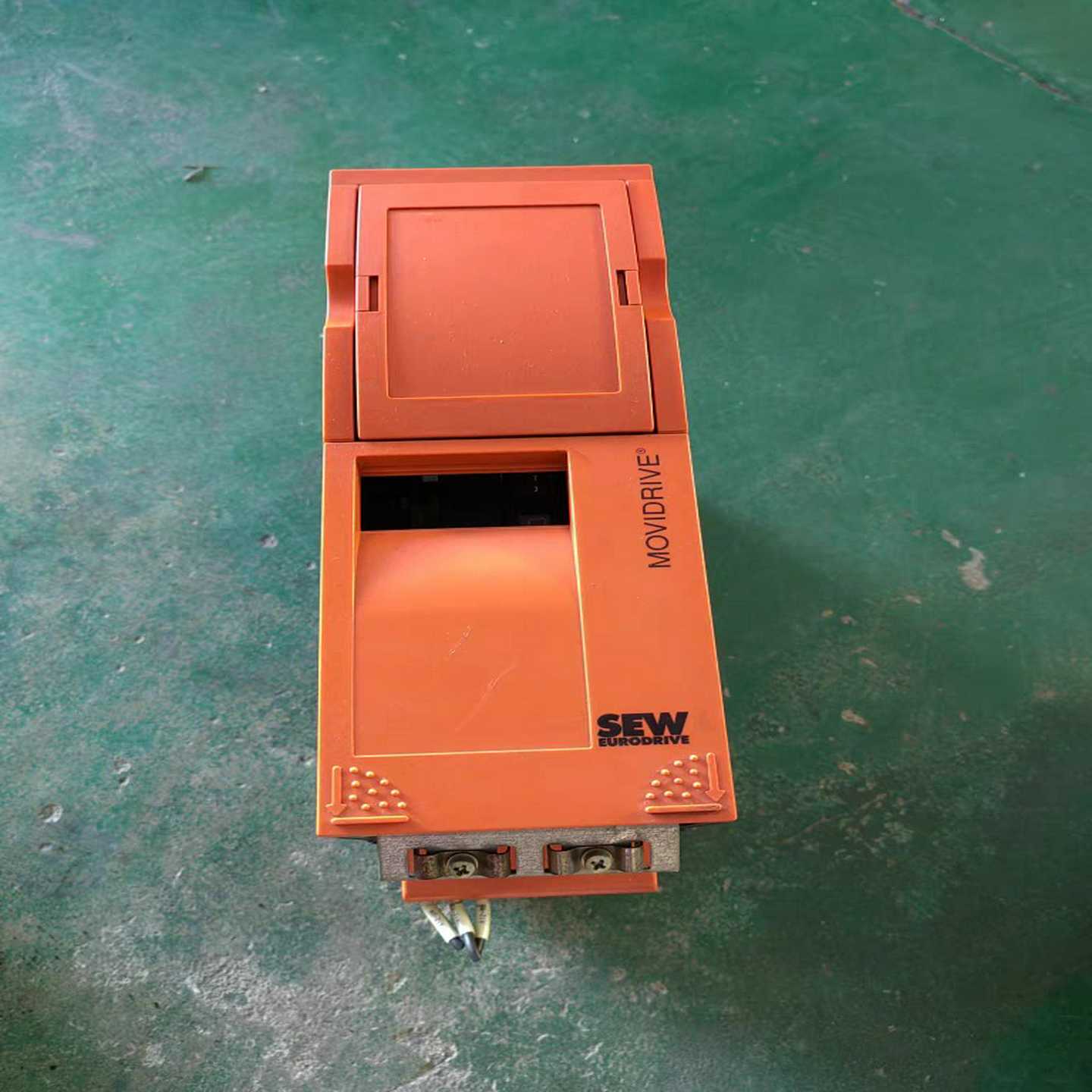 SEW变频器MDV60A0055-5A3-4-00底座MDX适用