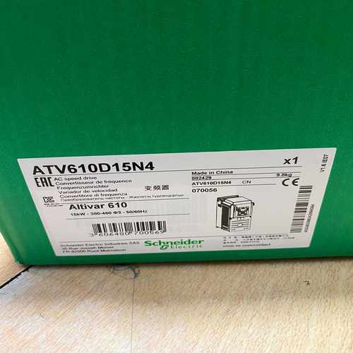 施耐德变频器，型号ATV610D15N4，实物图拍摄，全新未