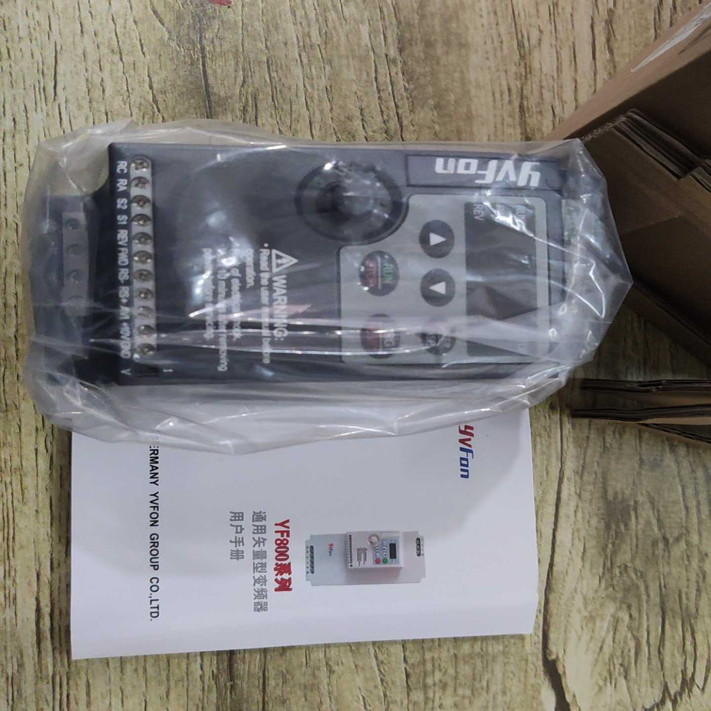 YVFON供水变频器YFF810-G0R4B-S2 22~询价