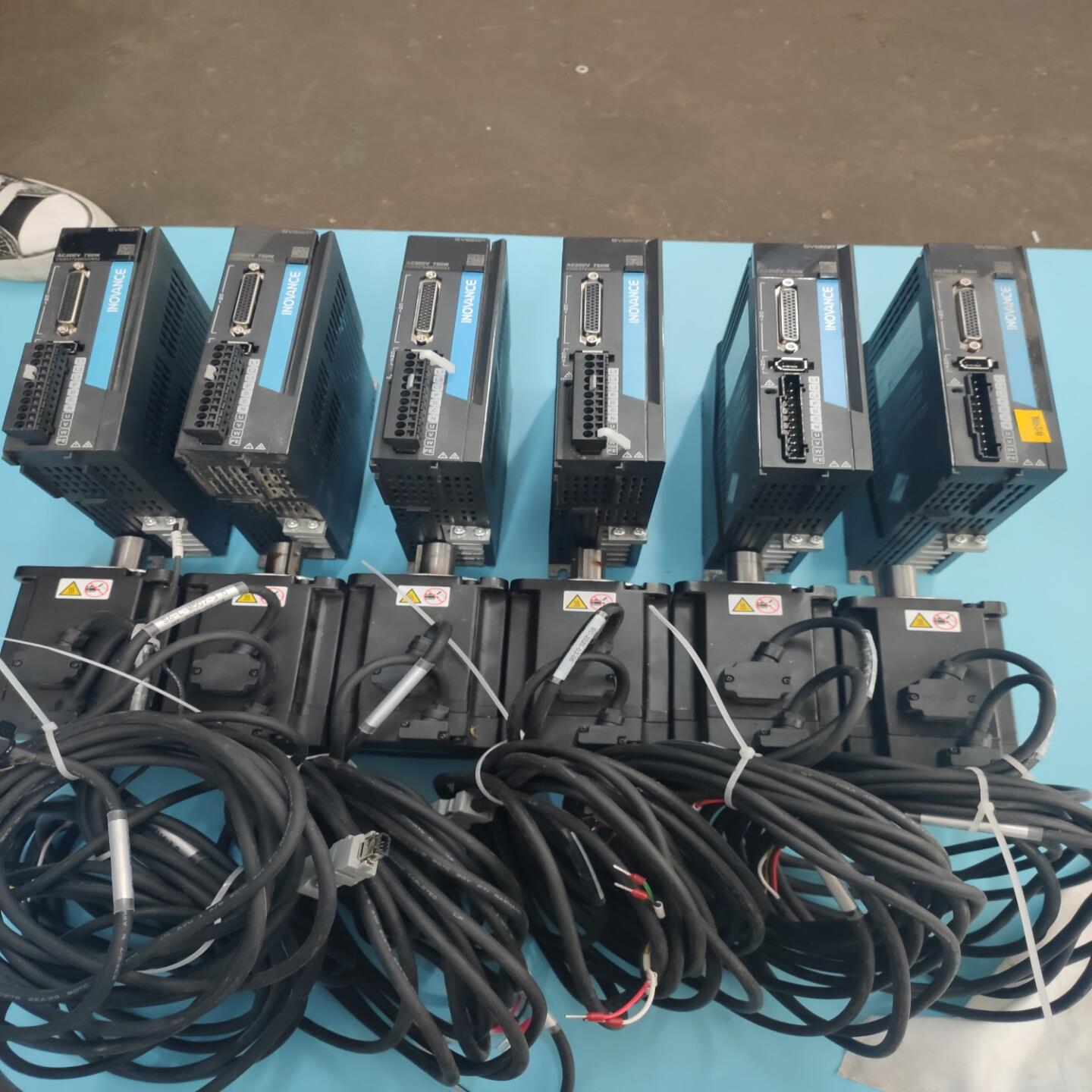 汇川750W低惯量伺服电机，成色如图，测试正常（佳毅工控）