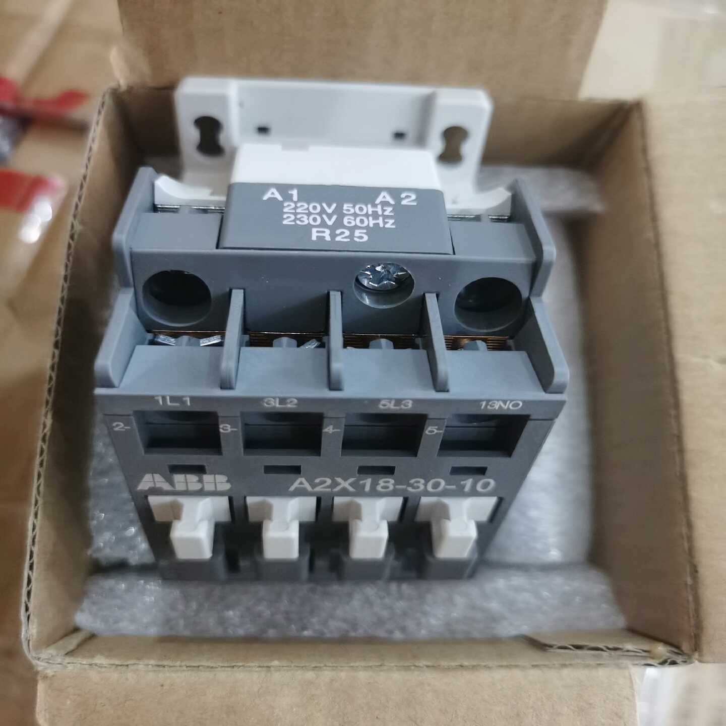 交流接触器A2X18-30-10AC220V询价