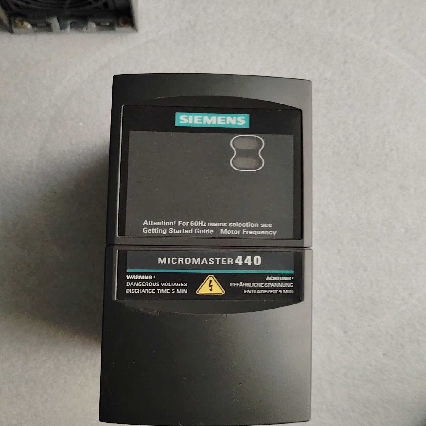 变频器MM440-2UD21-5AA1,1.5Kw 3~询价