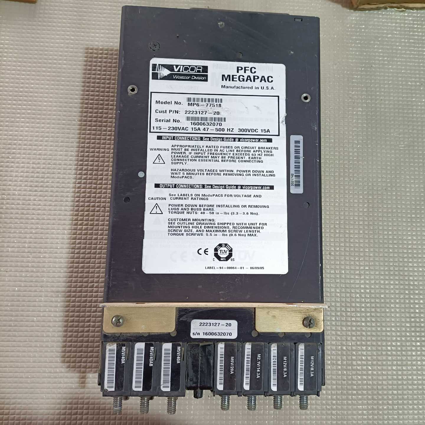 VICOR电源 MP6-77518，件。成色如图，看好下【落红设备】