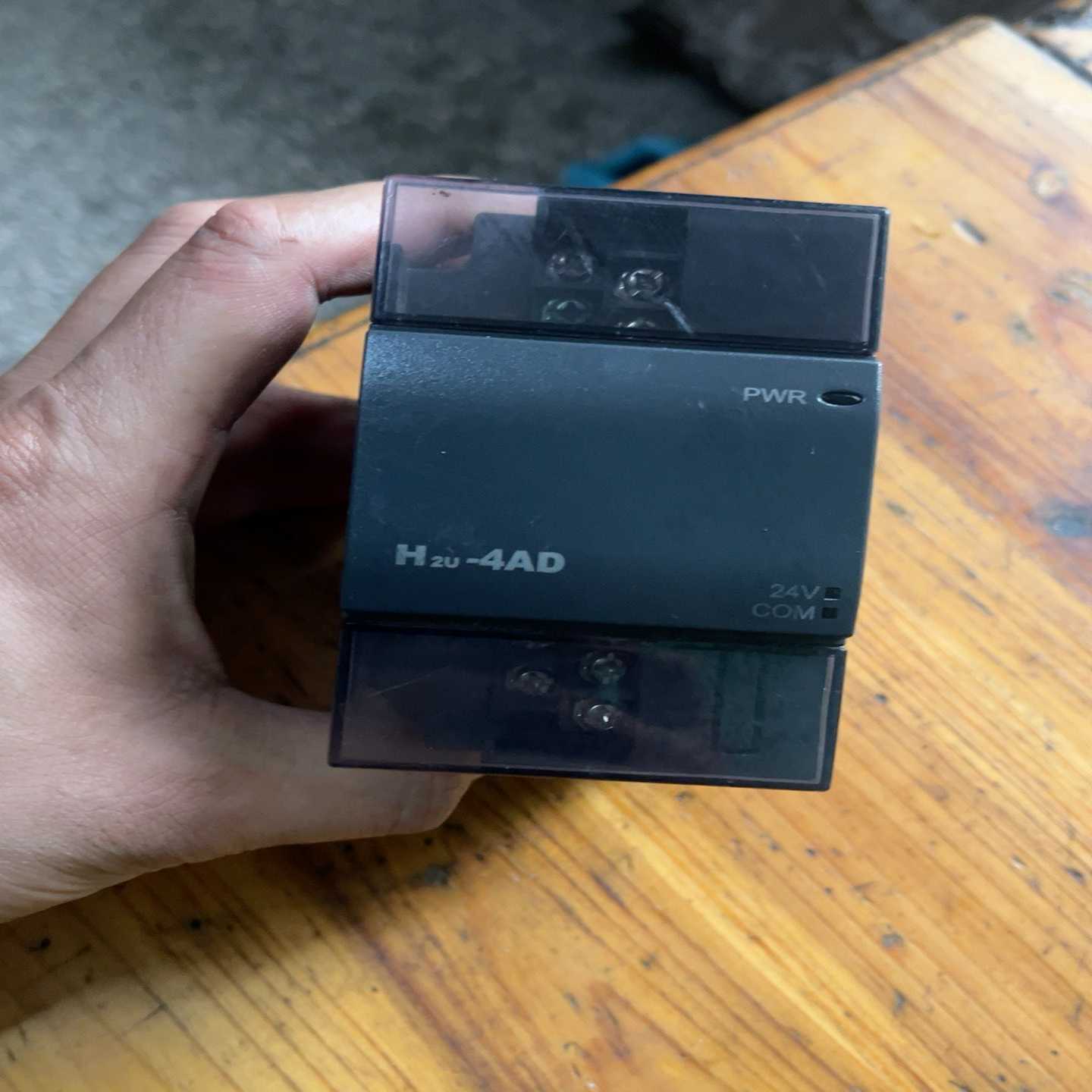 （洋洋设备）汇川PLC扩展模似量模块，实物图片拍照，H2U-4AD、边