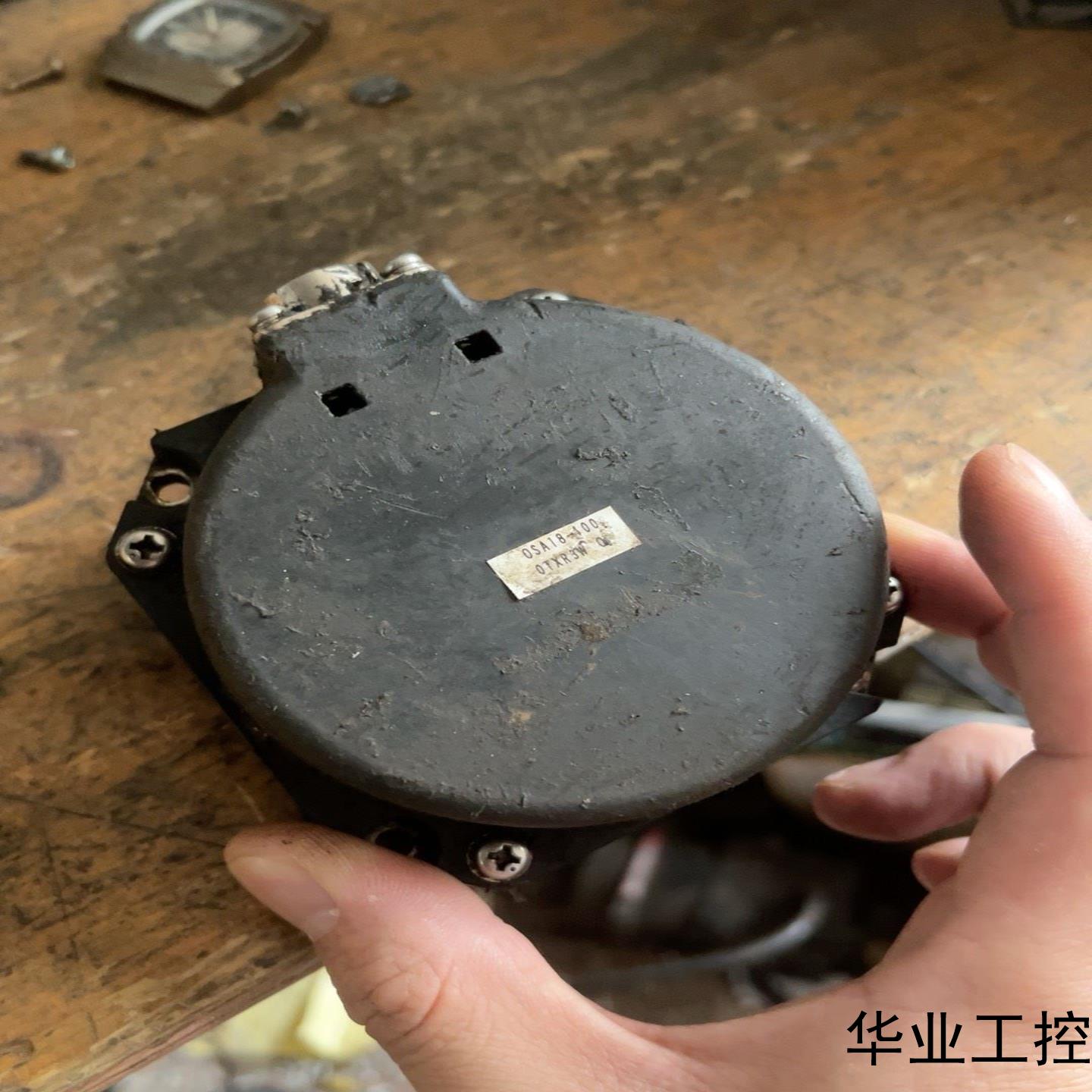 三菱编码器OSA18-100实图拍包好议价商品