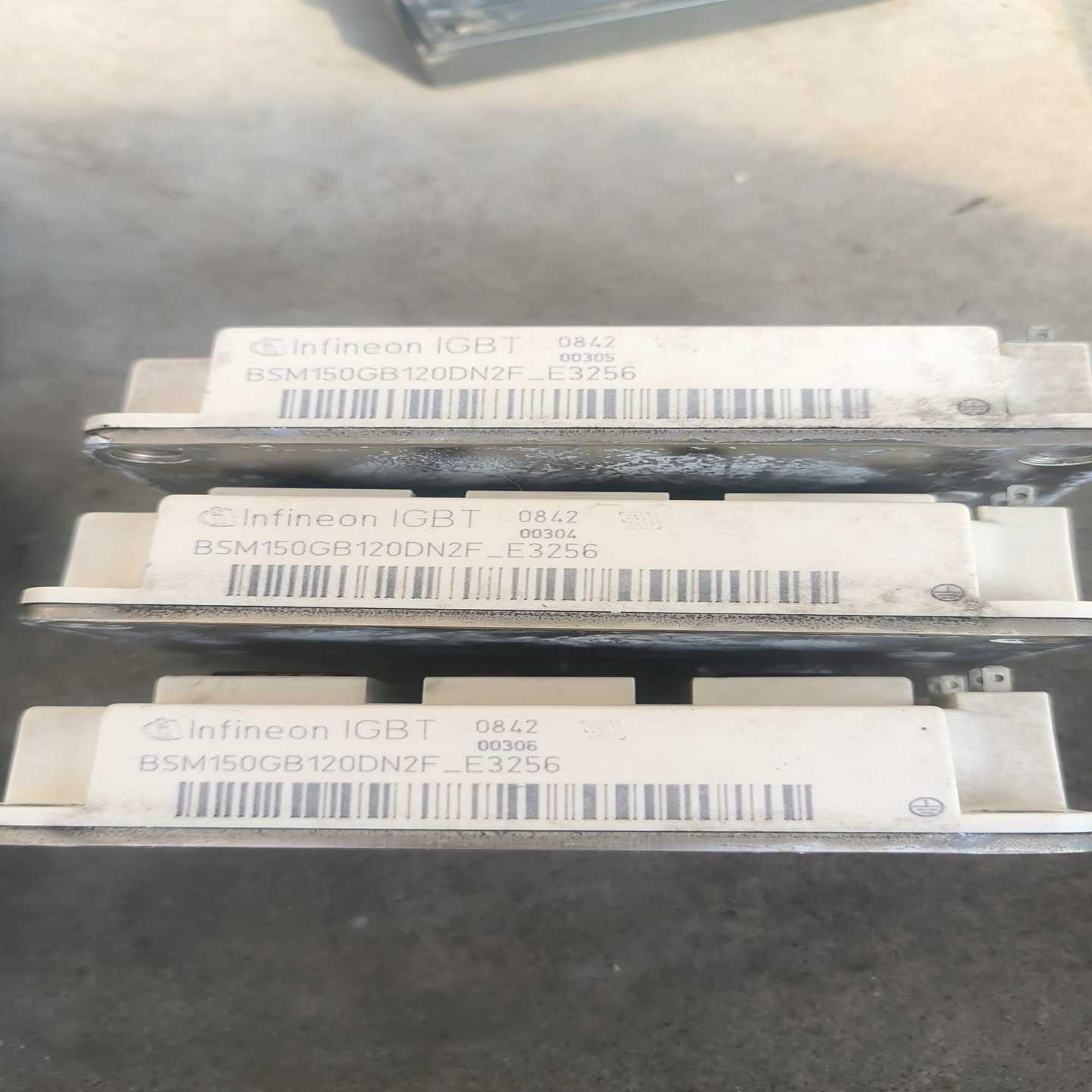 BSM150GB120DN2F询价 - 实物图