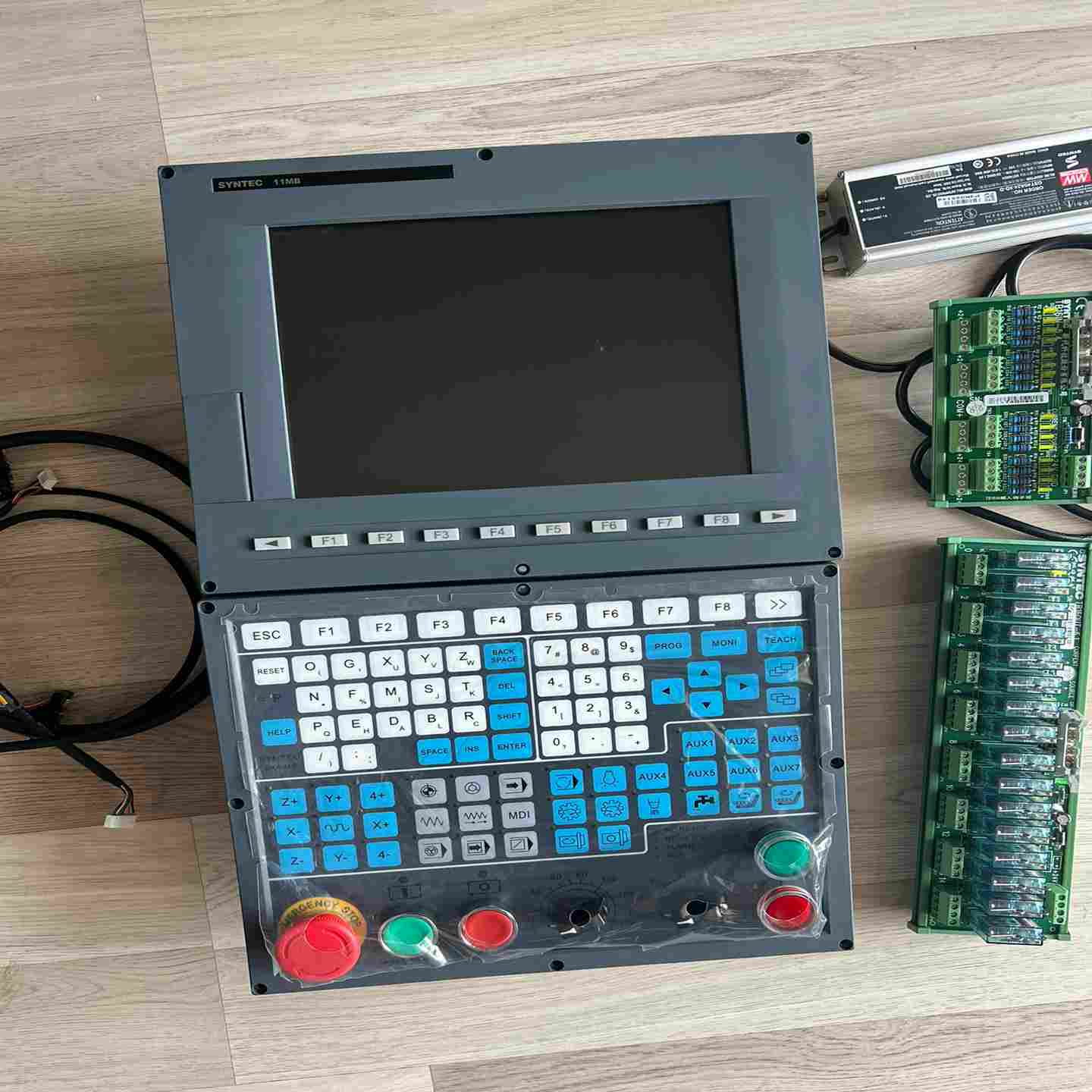 新代系统11MBSYNTEC11MB新代数控系统11MB脉冲，议价