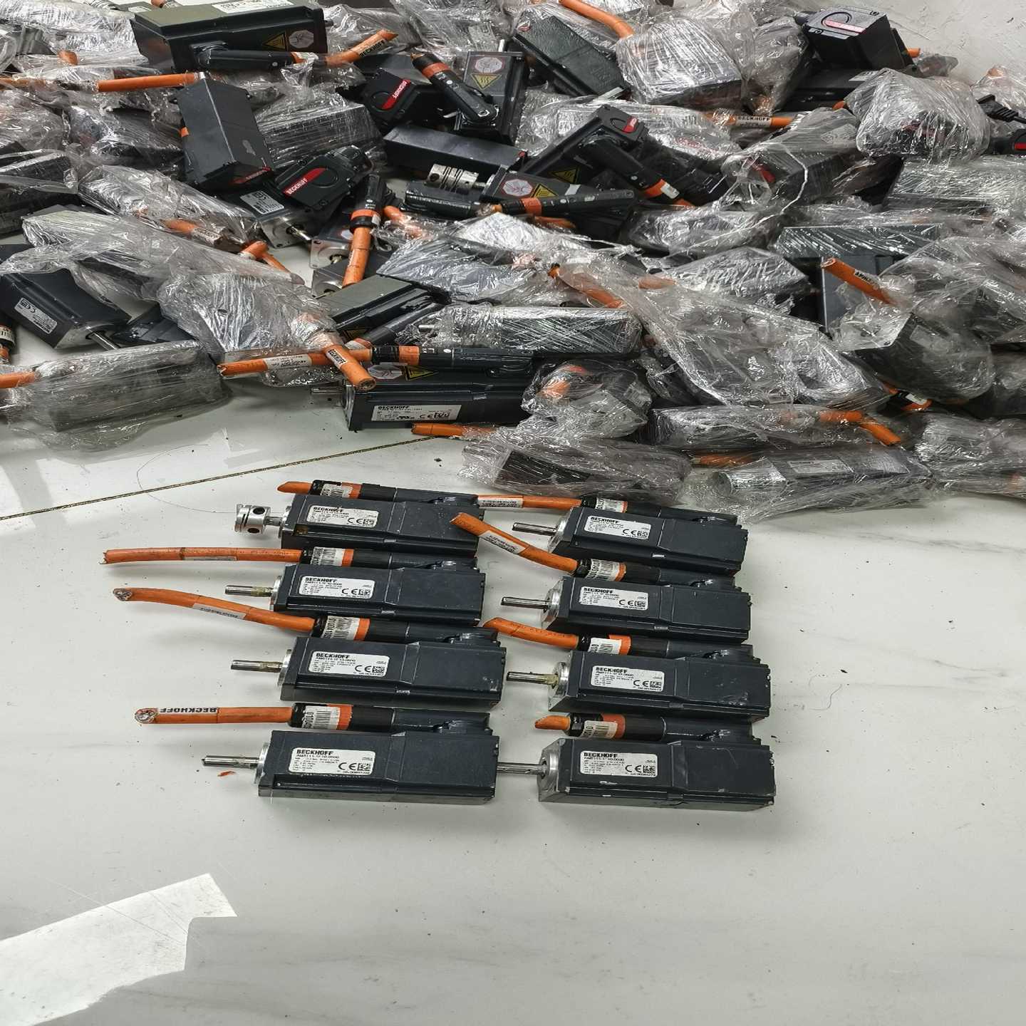 BECKHOFF倍福电机马达AM8111-1F10-0000询价