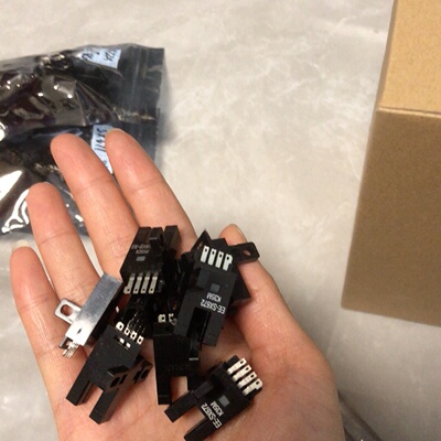 询价*EESX672R36U限位感应器实物图有20