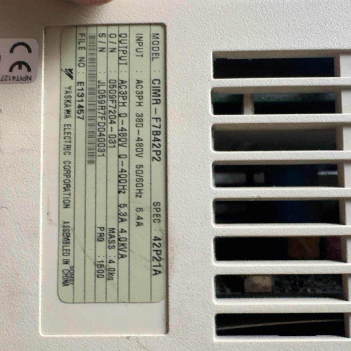 安川F7变频器CIMR-F7B42P2，400V-2.2k--议价商品