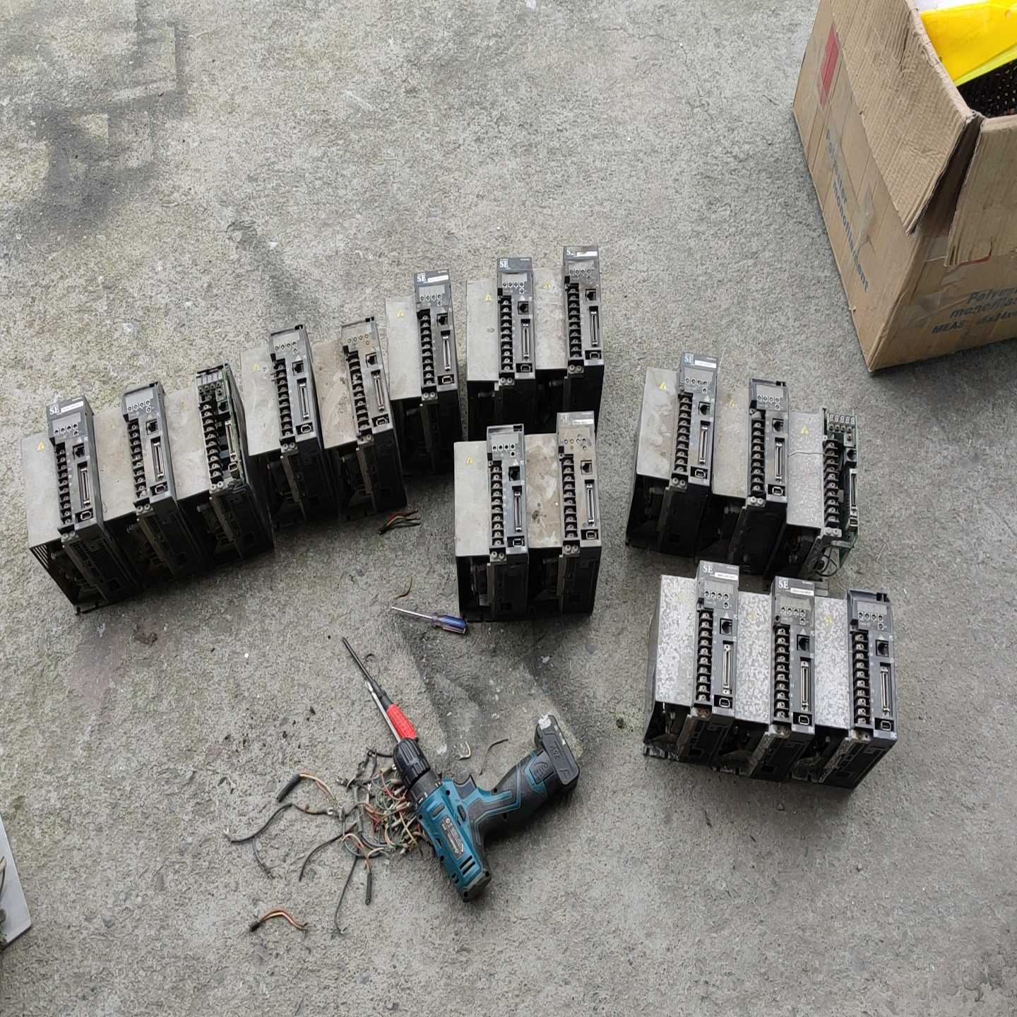 （洋洋设备）ps21867模块带板子完好伺服，短脚款，有20个