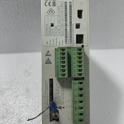 LENZE EVF8201E Inverseur De Frquence 3PH 230V 5.0A PLEINEMEN