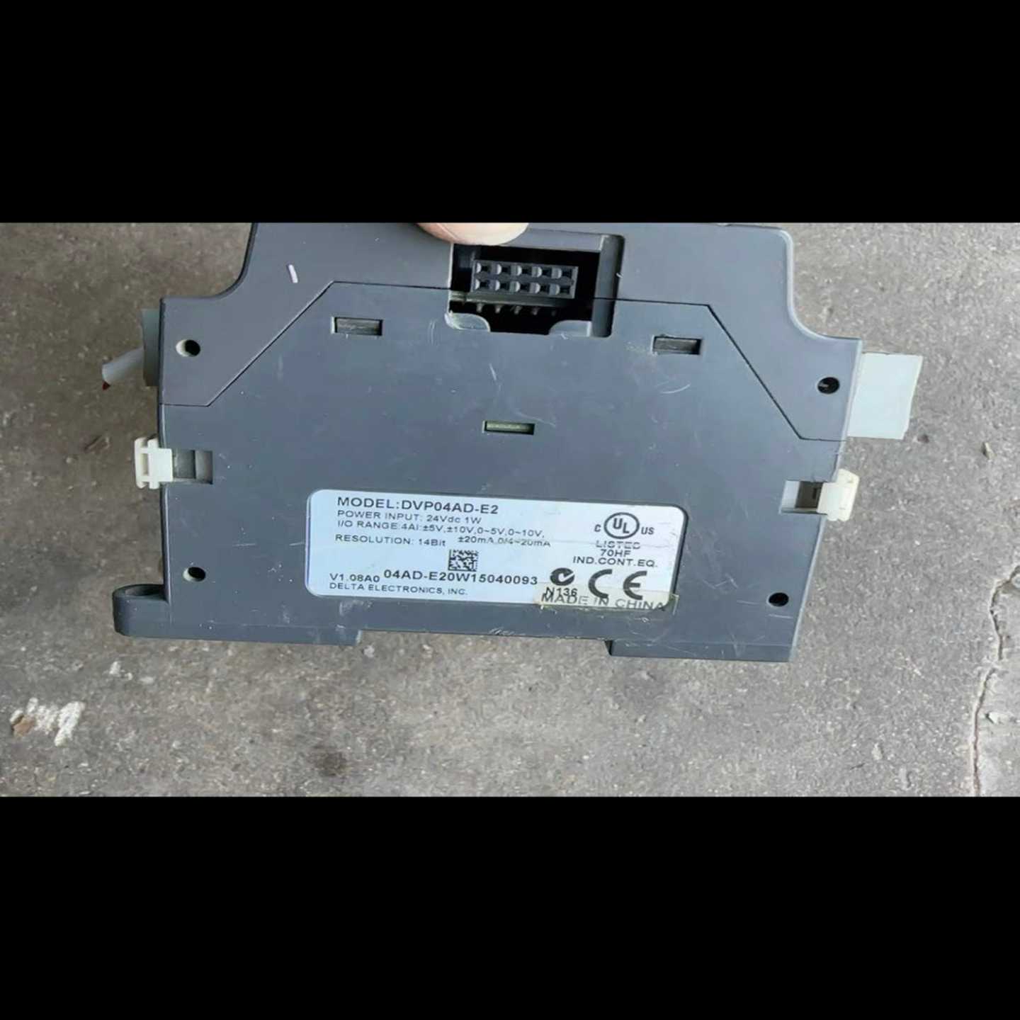 议价V04-2成色实物图，功能正常，包好