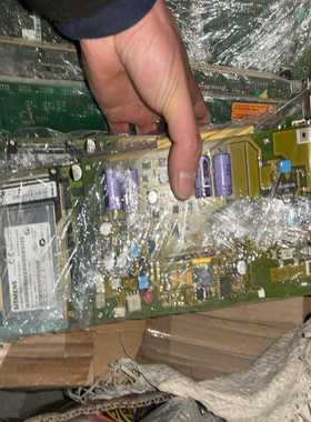 询价~ 6ES7612-2QH00-0AB4成色如图 带西门