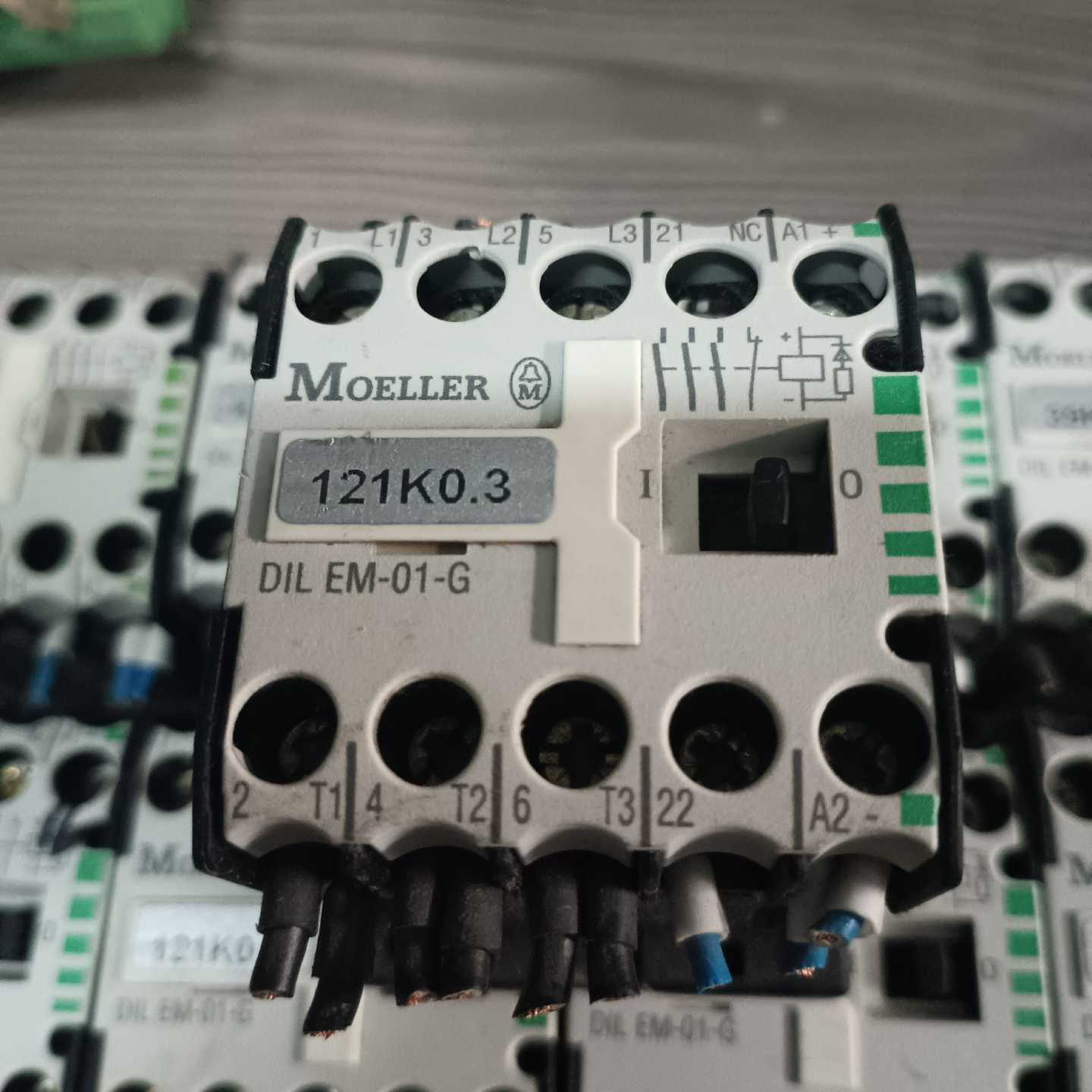 MOELLER穆勒直流接触器质量DILEM-1询价