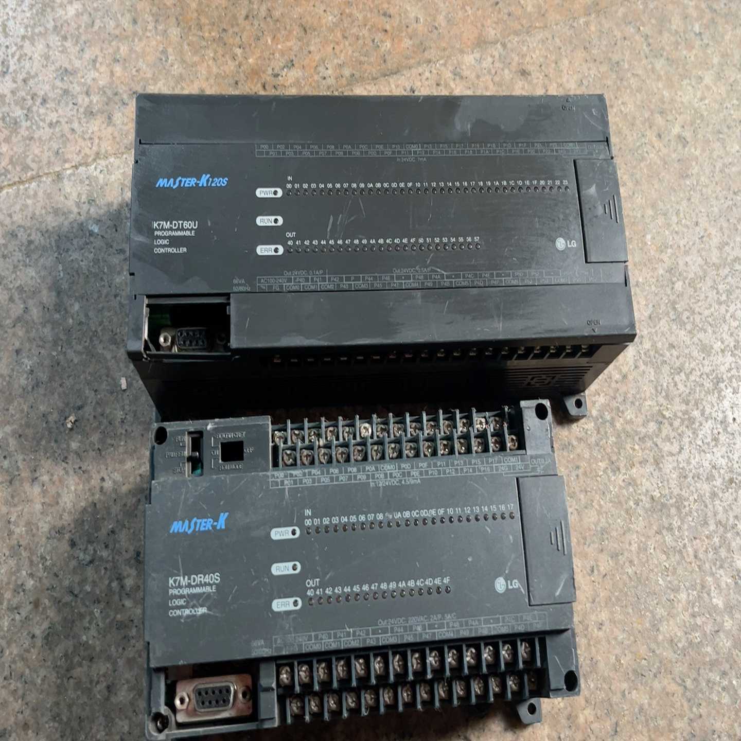 PLC可编程控制器型号：K7M-DR40S一台K7M--询价客服
