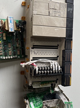 溢价-PLC一套CQM1HCPU11ID212O