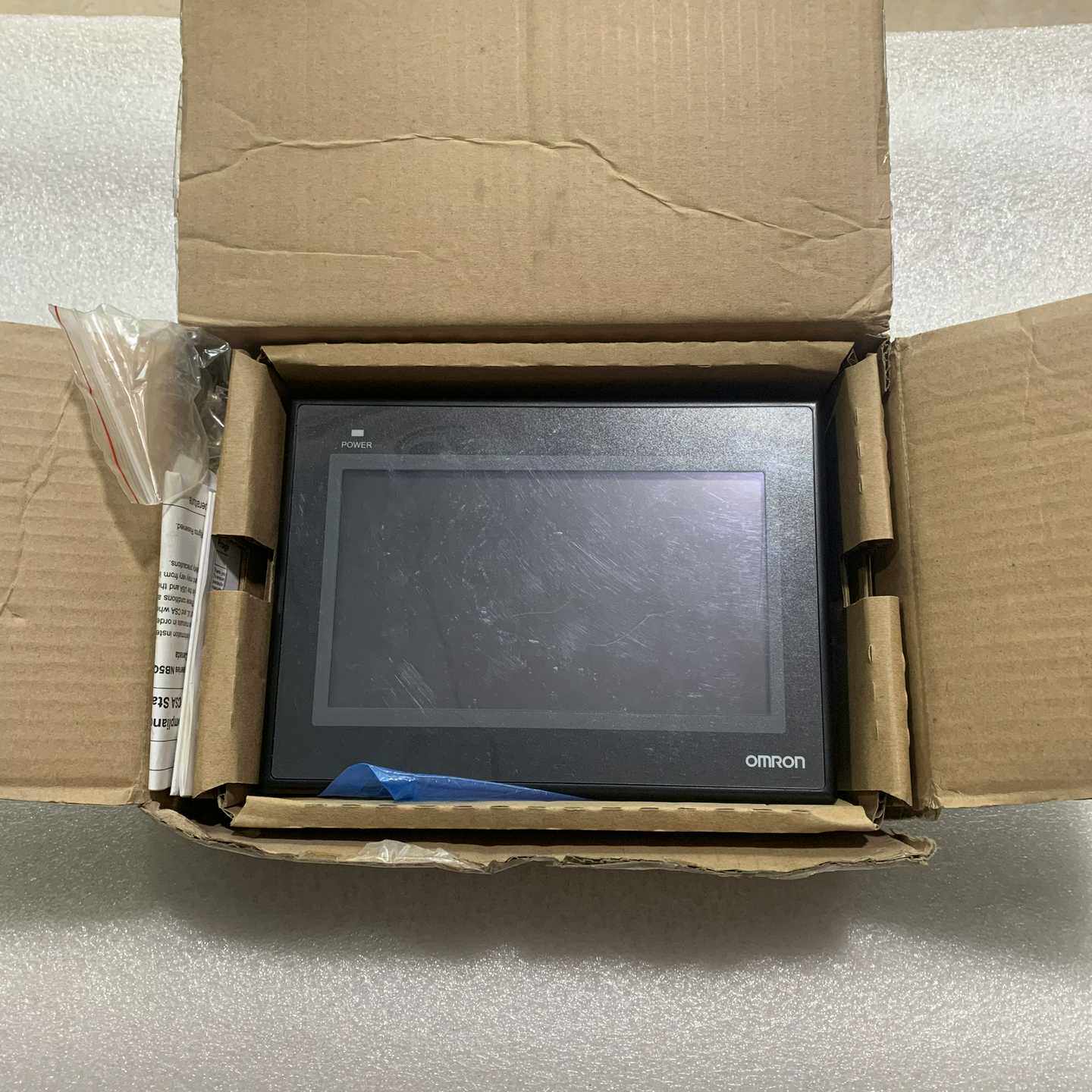 NB7W-TW00B触摸屏，原包装附件都在，的联系~询价